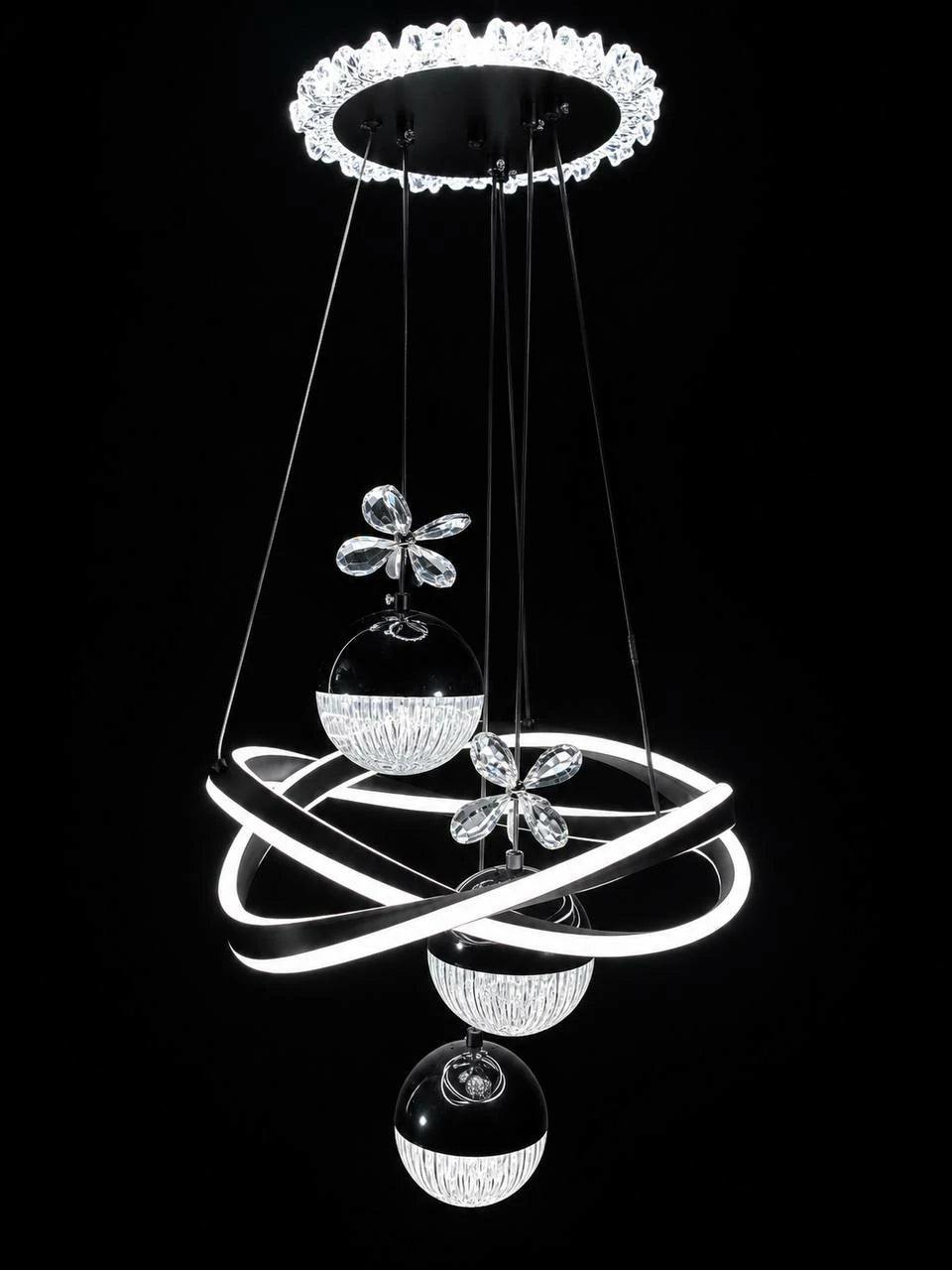 Luna Ring Black Pendant – installed