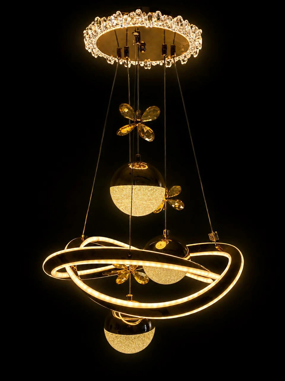 Galaxy Flower Gold Pendant – detail