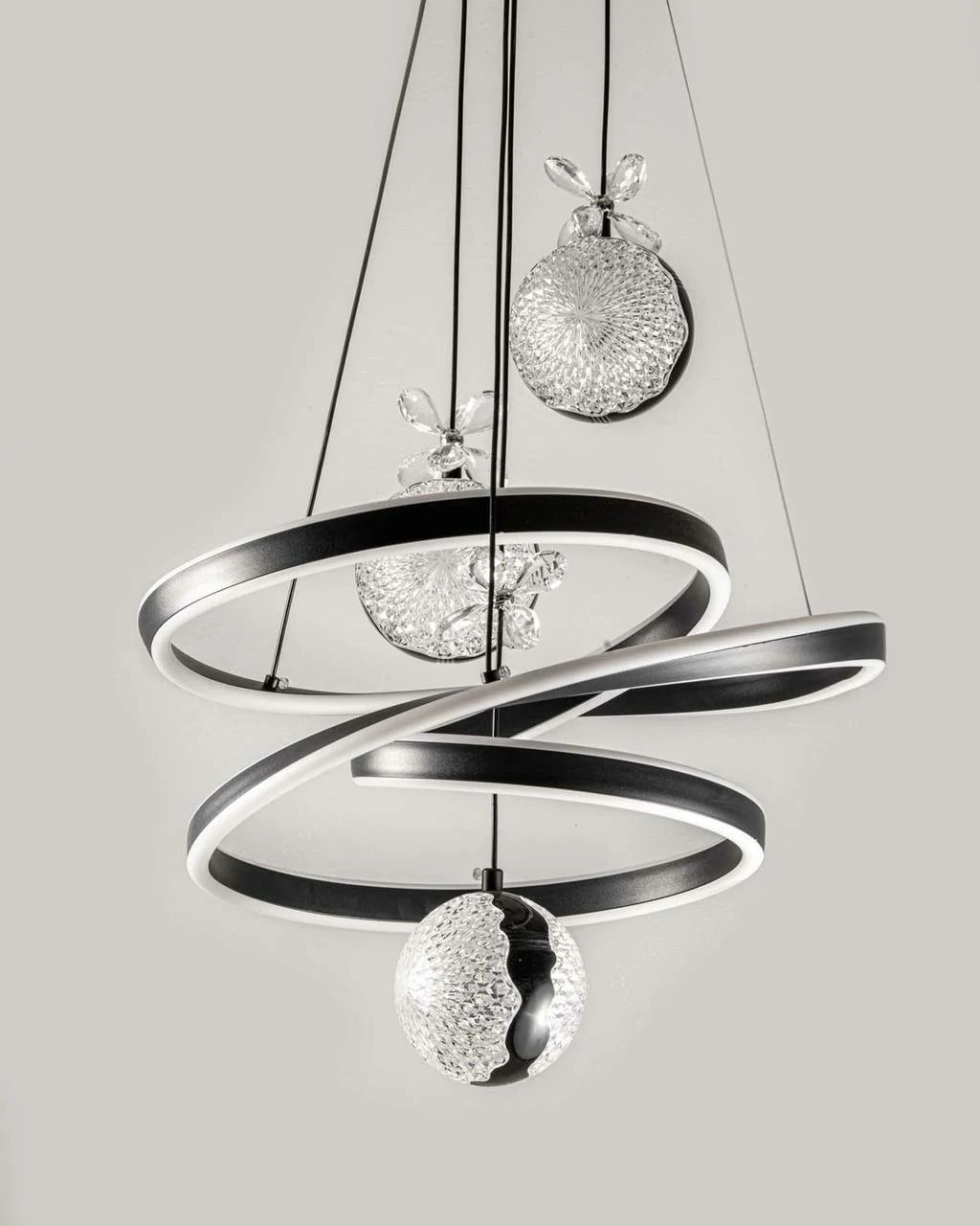 Black Rings Crystal Pendant – crystals