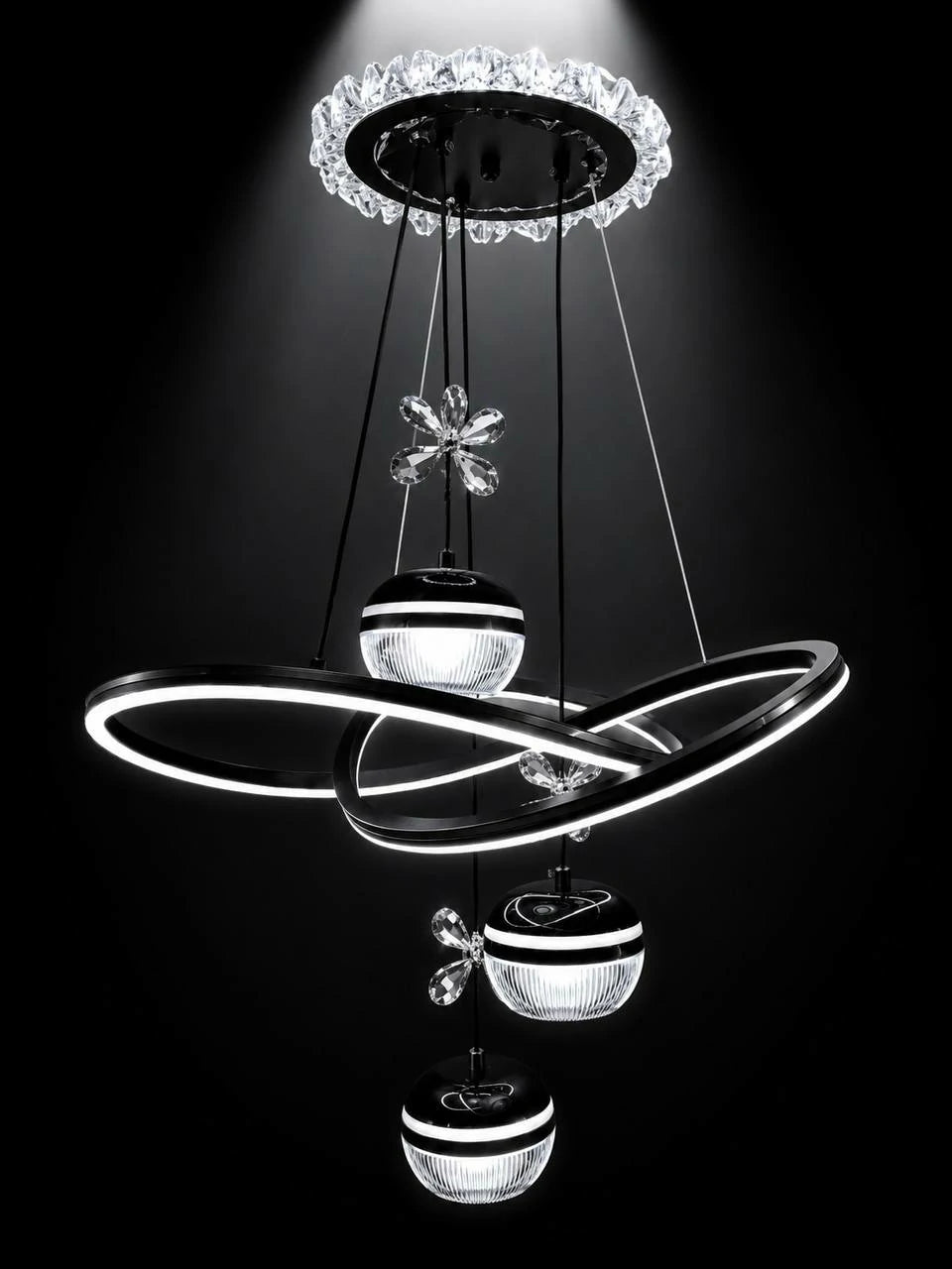 Elite Ring Black Pendant – detail